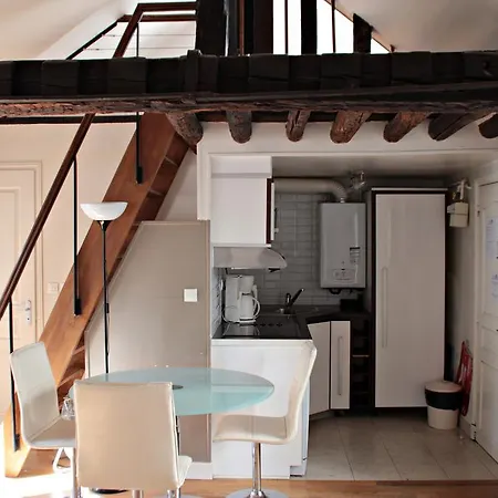 Appartement Aboukir3 *
