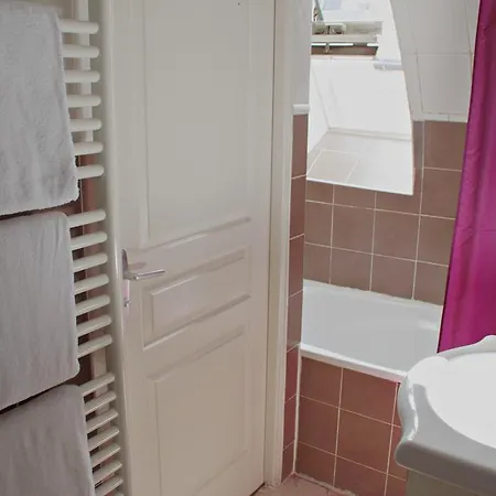 Appartement Aboukir3 *